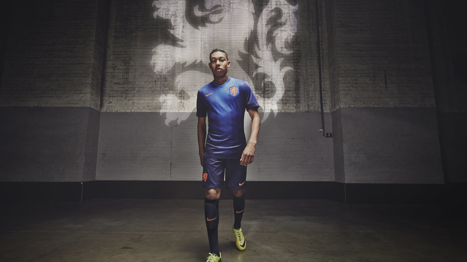 开云下载网址-勇士推出“球迷数字会员卡”，享受专属福利，勇士球员交易